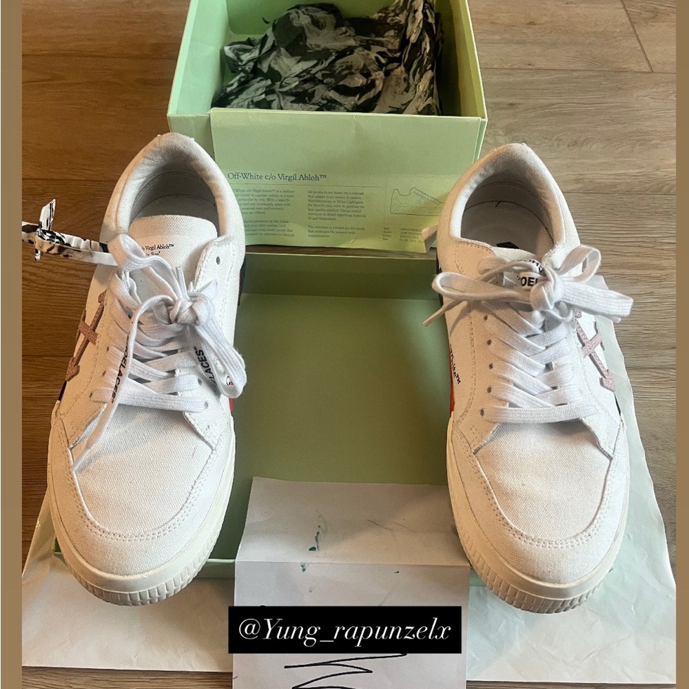 Off -White Sneakers with Pink and Black Accents